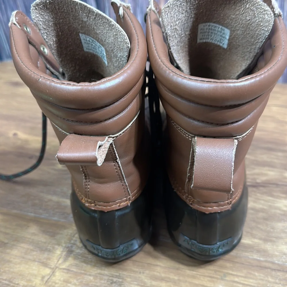 American Living Size 6 B Duck Boots